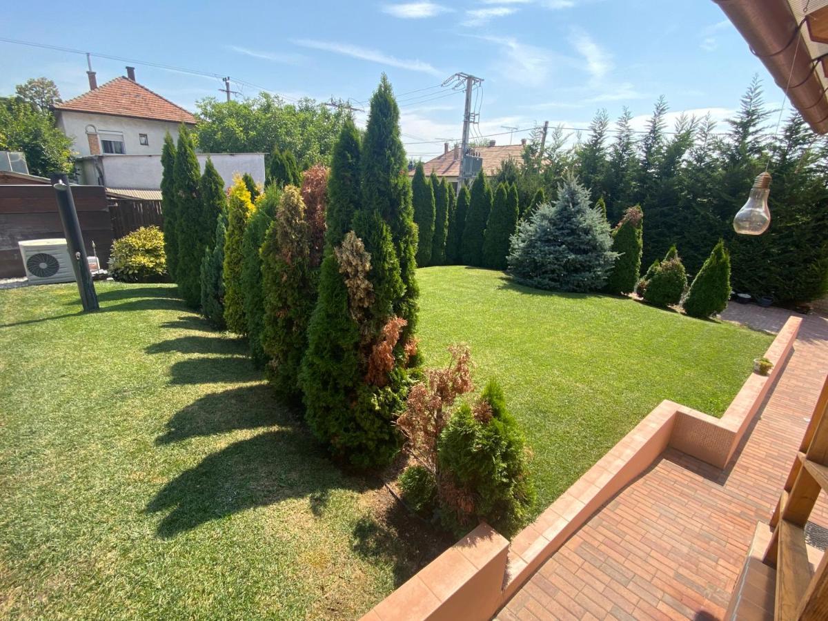 Garden Spa Resort Budapest Esterno foto